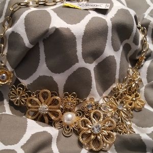 Beautiful Ana & Ava Statement Necklace